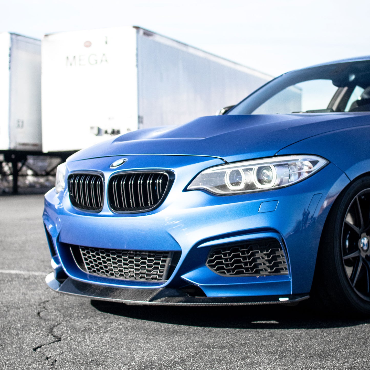 F22 SM™ Carbon Fiber Front Lip
