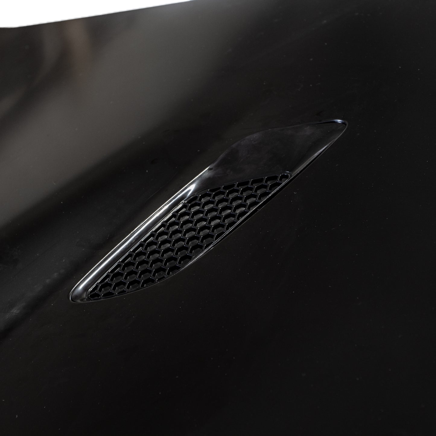 E92 M3 GT Aluminum Hood