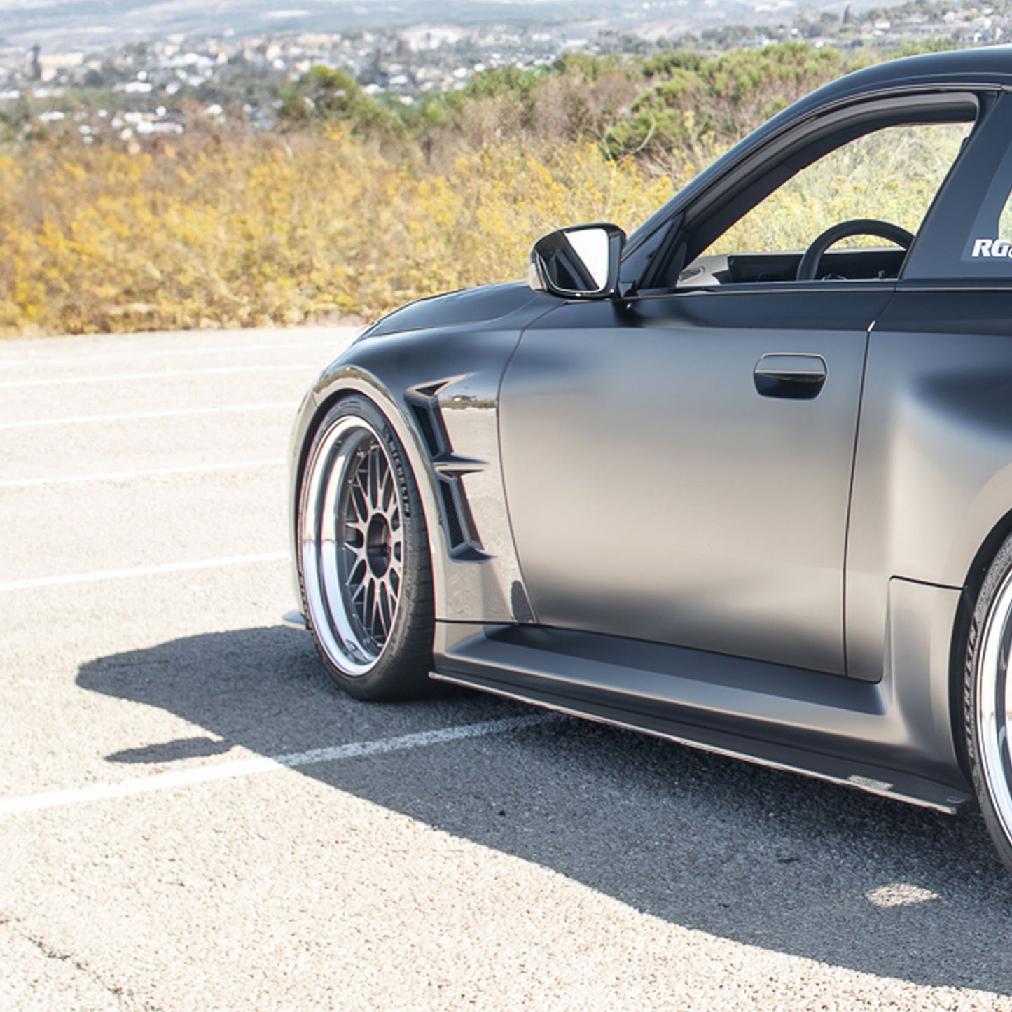 G87 M2 SM™ Carbon Fiber Fenders